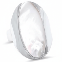 Load image into Gallery viewer, Womens Mother Pearl Sterling Silver .925 Fresh Water Oval Cocktail Ring