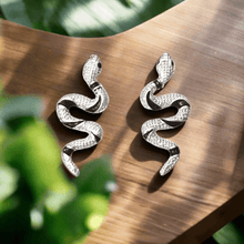 Load image into Gallery viewer, Curved Snake Stud Earrings Unisex Adult in Gold or‎ Silver Tone