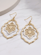Load image into Gallery viewer, Womens Gold Tone Oval Dangle Flower Earrings