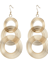Load image into Gallery viewer, Womens Gold Tone Interlocking Hoop Earrings
