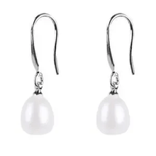 Load image into Gallery viewer, Womens Silver Plated Freshwater Cultured Pearl Dangle Earrings‎