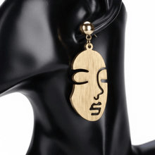 Load image into Gallery viewer, Womens Gold Tone Face Earrings‎