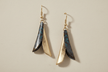 Load image into Gallery viewer, Womens Brush Gold Green Feather Dangle Earrings