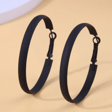 Load image into Gallery viewer, Black Metal Hoop Earrings