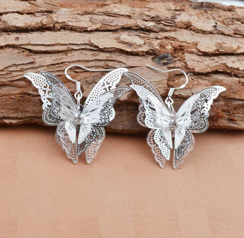 Hollow Point ButterFly Fashion Earrings