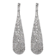 Load image into Gallery viewer, Shimmering Tear Drop Design Fashion Earring