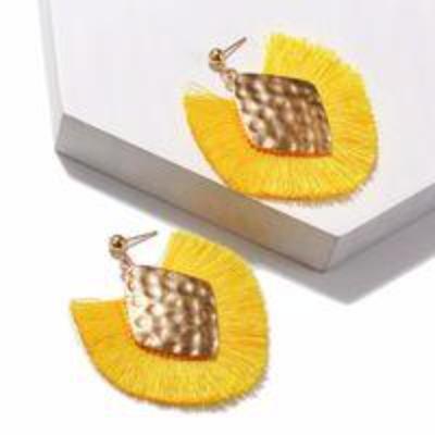 Womens Yellow Gold Fringe Small Earrings