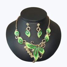 Load image into Gallery viewer, Etta&#39;J Jewelry Necklaces Gold &amp; Green Flower Necklace Set
