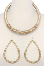 Load image into Gallery viewer, Gold Metallic Necklace Set